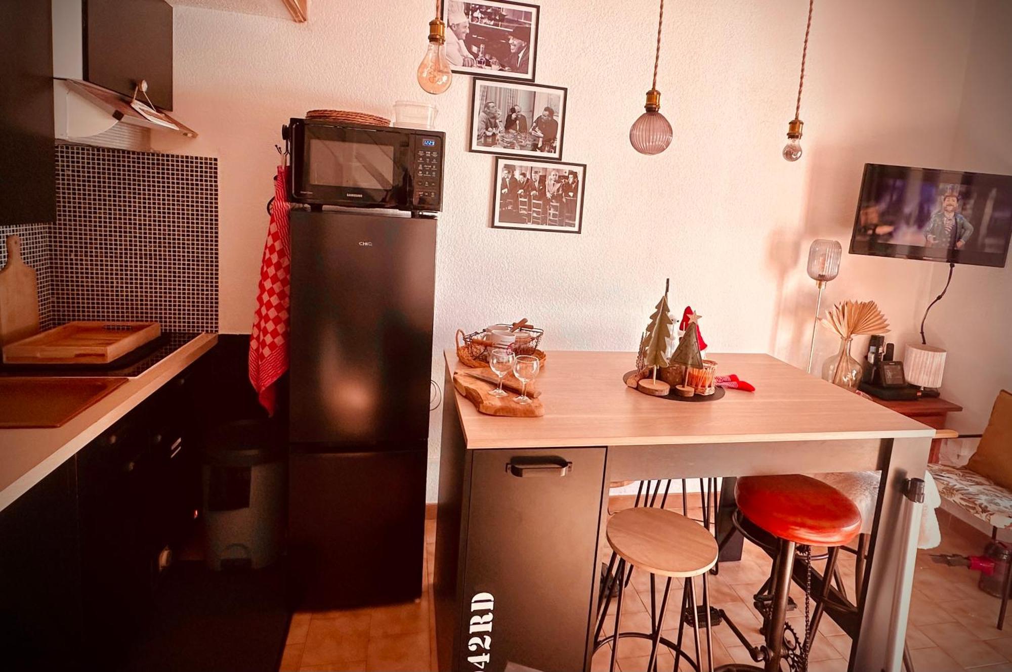 Residence Le Sunset Marseillan-Plage, Entre Mer Et Lagune De Thau, Etape Velo, Famille, Couple, Vrp, Toutou Admis, Jardin, Parking Prive Gratuit, Velos, Clim, Wifi Fibre Gratuite, Commodites, Plage Et Piste Cyclable A Proximite, 6 Couchages Nous Cont Εξωτερικό φωτογραφία