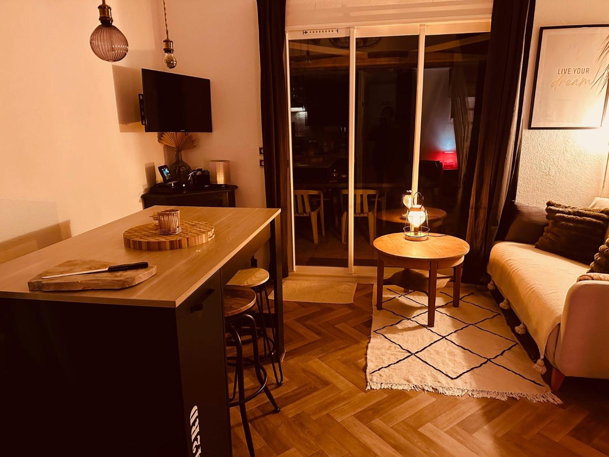 Residence Le Sunset Marseillan-Plage, Entre Mer Et Lagune De Thau, Etape Velo, Famille, Couple, Vrp, Toutou Admis, Jardin, Parking Prive Gratuit, Velos, Clim, Wifi Fibre Gratuite, Commodites, Plage Et Piste Cyclable A Proximite, 6 Couchages Nous Cont Εξωτερικό φωτογραφία